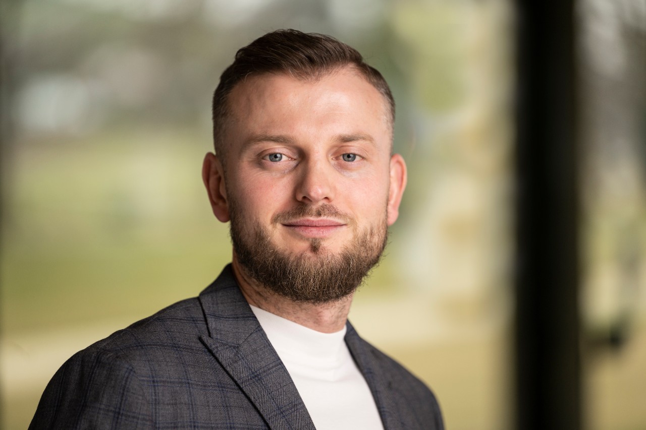 Valon Sadiku – Technicien des médias.