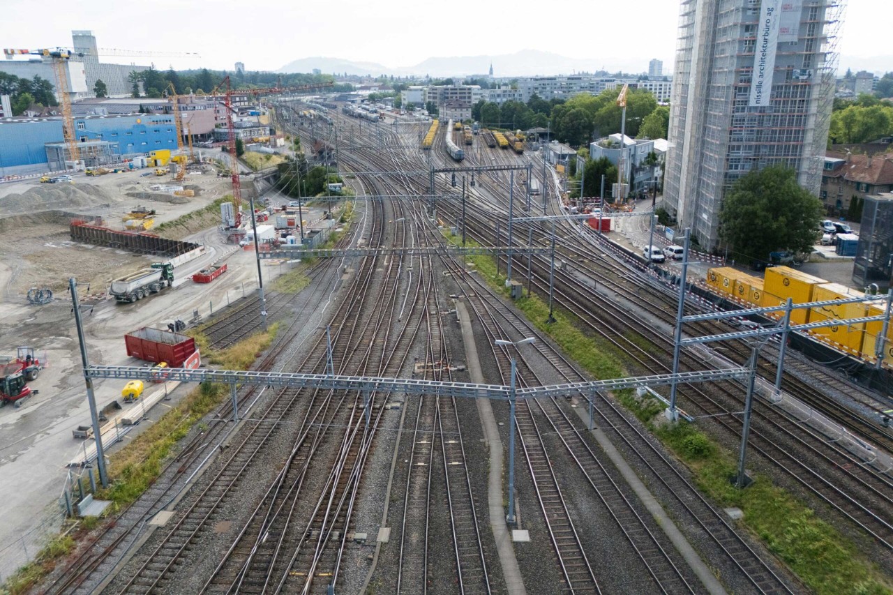 Hier Entsteht das Westportal des Holligentunnels und die neue Passerelle Steigerhubel.