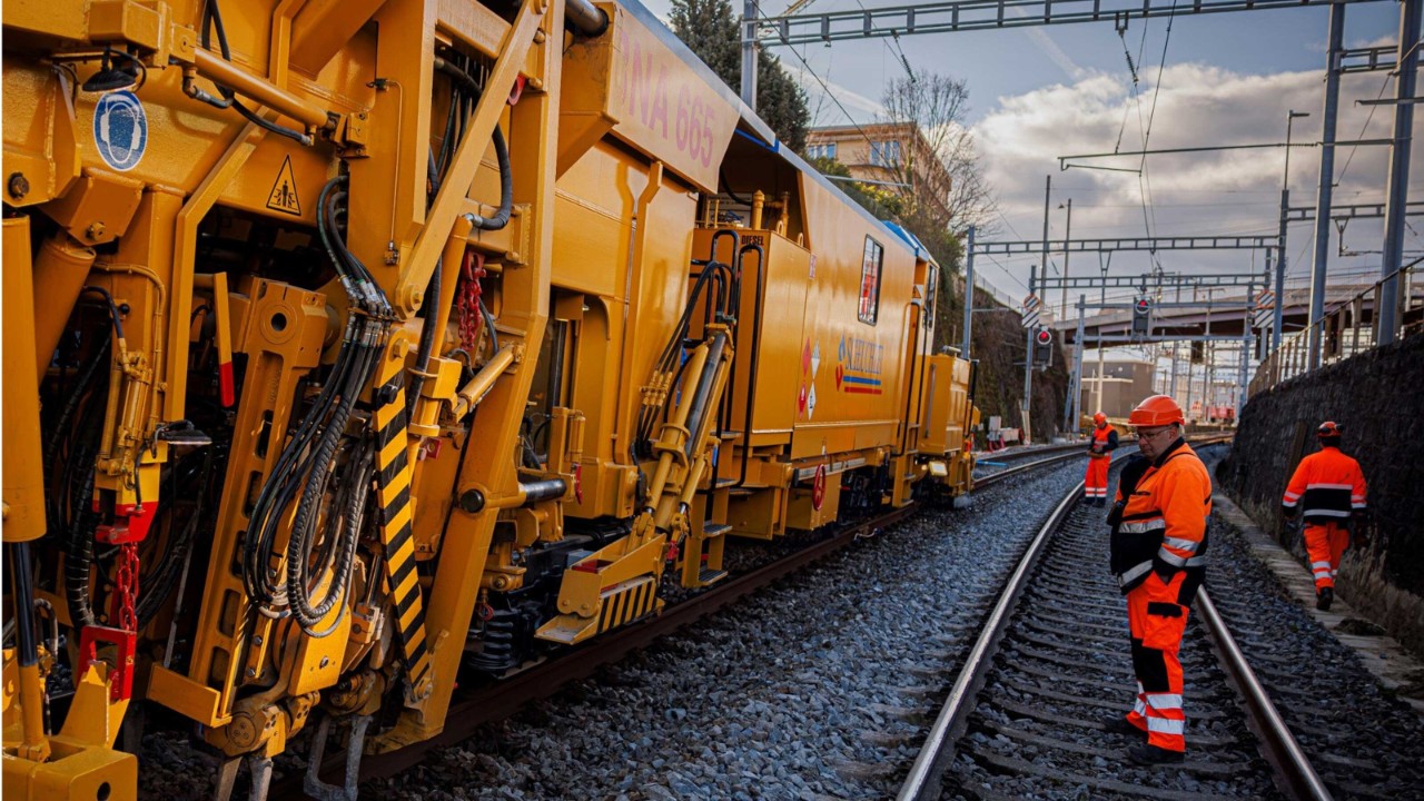 Travaux de drainage et ripage des voies sur la ligne du Simplon réalisés en 2024.
