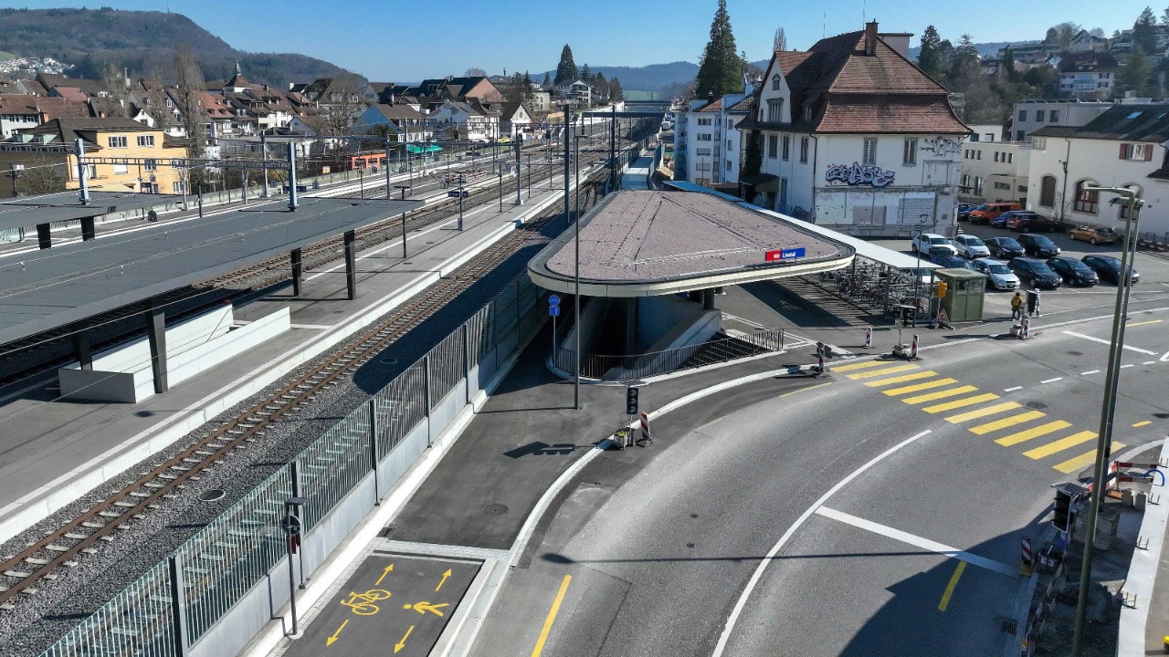 Das Foto von Anfang März 2025 zeigt den südlichen Zugang zur neuen Personenunterführung Oristal von der Oristalstrasse Richtung Olten gesehen.