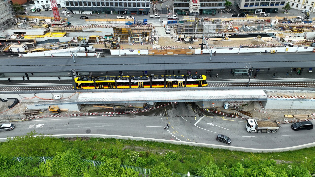 Die südliche Zufahrt zur Strassenunterführung Oristal im Mai 2023.