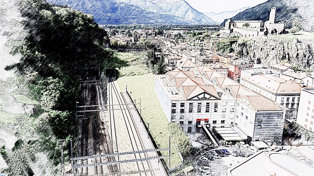 Rendering del futuro portale nord della nuova galleria Svitto II e del futuro marciapiede 10 (ex 809) alla stazione di Bellinzona, con al centro l’edificio della Posta e sullo sfondo le mura difensive ed il Castelgrande.